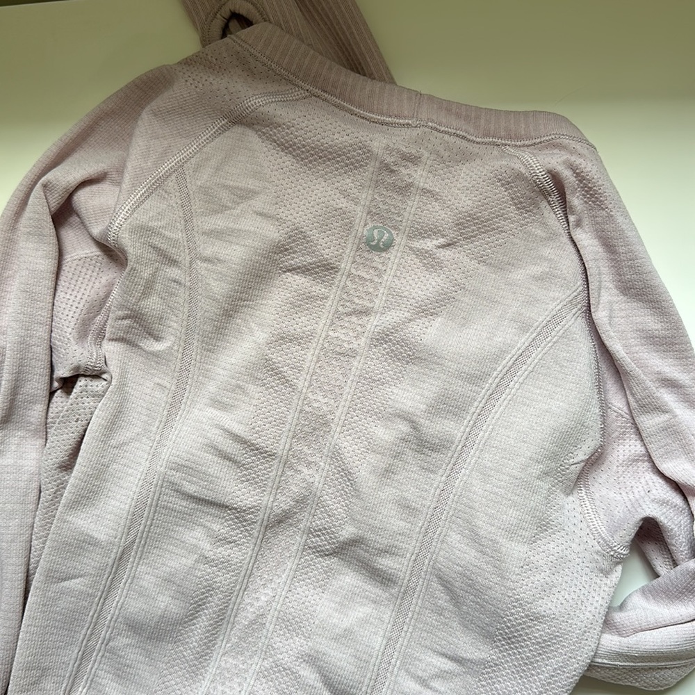 Lulu Long Sleeve - Picture 3 of 3